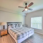 Quiet Lely Resort Condo With Pool - 2 Mi To Golf!