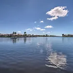 Waterfront Naples Condo About 15 Mi To Everglades!