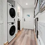 Park Shore Unit Beautiful Beaches And 5Th Ave Shopping