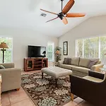 Briarwood- Vintage Ct