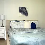 Beautiful And Relaxing Villa Near The Beach!
