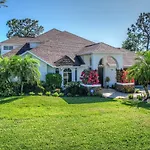 Modern Naples Oasis With Saltwater Pool And Spa!