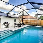 Naples Home With Lanai And Pool Near Vanderbilt Beach!