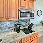 Naples Studio Near Everglades With Marina!