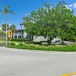 Coastal Paradise 815