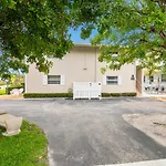 Downtown Starfish 807