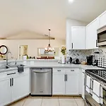 Pet-Friendly Naples Vacation Rental With Fire Pit!