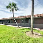 Naples Vacation Rental Close To Parks And Beaches!