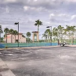 Naples Studio With Screened Patio And Resort Amenities