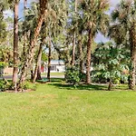 Beautiful Home In Naples With Huge Private Pool