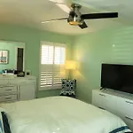 Naples Waterfront- New 2 Br- On Bay & Across From Beach