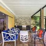 Lakefront, Pool, Outdoor Kitchen, Lush Garden