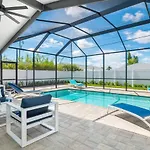Naples Seabreeze Paradise