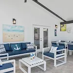 Naples Seabreeze Paradise