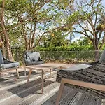 Lovely 2-Bdr W/Patio, Lake Park!