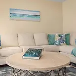 Naples Paradise Near The Beach!