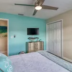 Aqua Blue! Only 1 Mile To The Beach! Heated Pool, Fenced In Yard & Pet Friendly!