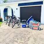 Aqua Blue! Only 1 Mile To The Beach! Heated Pool, Fenced In Yard & Pet Friendly!
