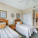 Naples Condo With Pond Views And Patio - Near Golf!