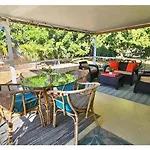 Naples Beach Vacation House, Just 3 Min Drive To Beach.