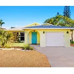 Naples Beach Vacation House, Just 3 Min Drive To Beach.