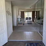 Great Family Home With A New Sparkling Pool,Lovely Lake View, Close To Beach
