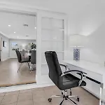 Pool Home In The Heart Of Naples!