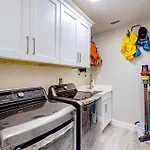 Luxury Condo In Regatta