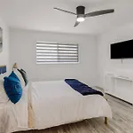 Sweet Vacation Condo In Prime Location