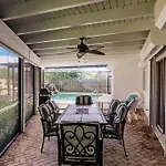 Renovated Naples Home With Seasonally Heated Pool