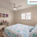 Amazing Naples Beach Home With Hot Tub Jacuzzi, Bbq, Pool Table - 1 Mile To Beach!