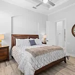 Harborside Retreat