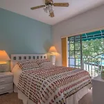 Chic Naples Getaway - Tennis Pool Comfort