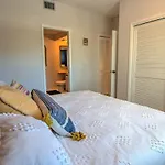 Chic Naples Getaway - Tennis Pool Comfort