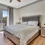 Naples Luxury Estate Near Beaches & 5Th Avenue