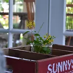 Garden Studio Just Minutes To Naples Sandy Beaches