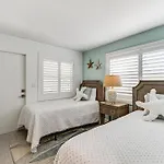 Coastal Downtown Naples Condo - Walk To The Beach!