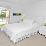Altaira - Top Location Lake View Pool Spa4 Bed