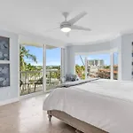 Beachfront Luxury Living On Vanderbilt Beach