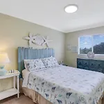 Bike To Beach, Heated Pool, Sleeps 12