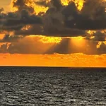 Beachfront High-Rise! Book Today