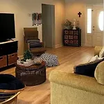 The Beach Hive Cottage