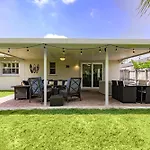 Amazing Naples Beach Home With Hot Tub Jacuzzi, Bbq, Pool Table - 1 Mile To Beach!