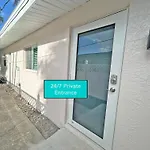 2 Bed 2 Bath Modern Naples Beach Bungalow