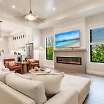 Naples Luxury Orange Blossom Oasis 4-3 Tiki Bar