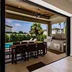 Naples Luxury Orange Blossom Oasis 4-3 Tiki Bar