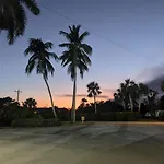 Marina Paradise