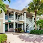 Stunning 3Br Naples Condo With Tropical Views