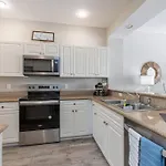 Rare New 2 Bed 2 Bath Golf View In Naples