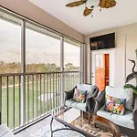 Elegant Naples Condo With Golf View And Community Pool